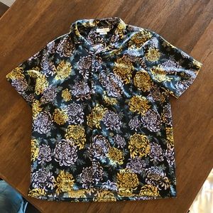 URBAN OUTFITTERS COLLARD TEE